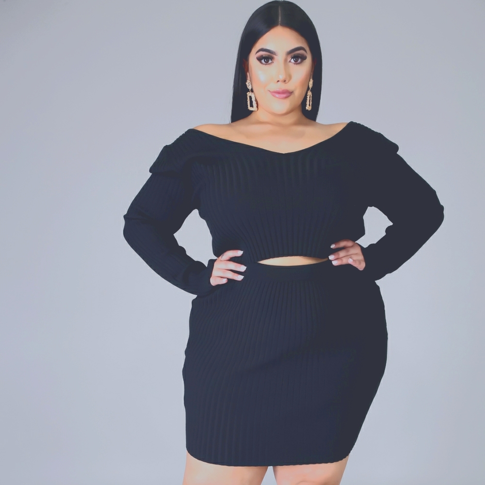 Plus size skirt set